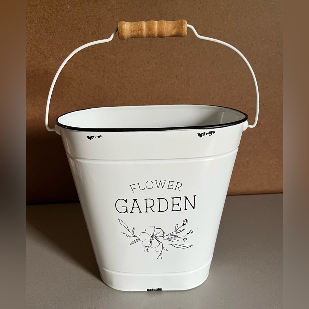 White Flower Garden Metal Bucket